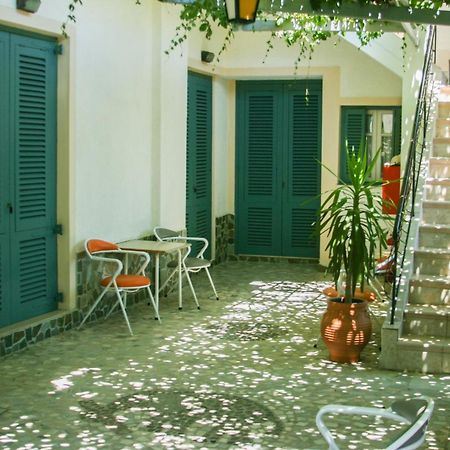 George Apartments Livadia  Zewnętrze zdjęcie