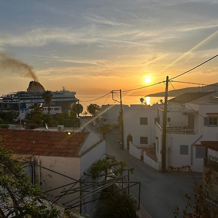 George Apartments Livadia  Zewnętrze zdjęcie