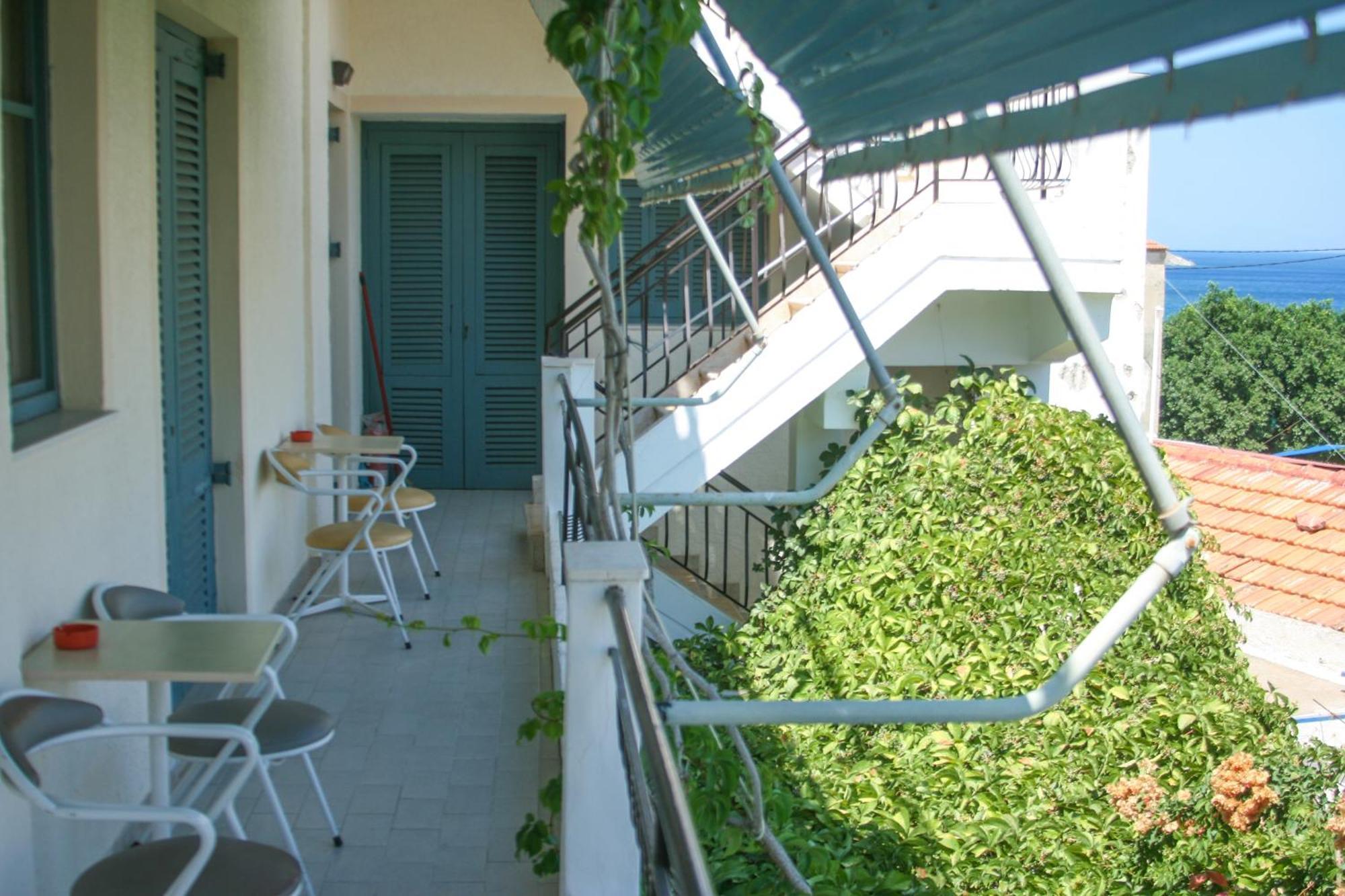 George Apartments Livadia  Zewnętrze zdjęcie